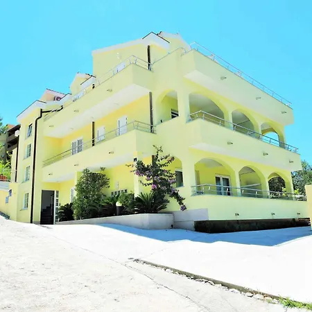 In Okrug Gornji 33036 Apartman Trogir