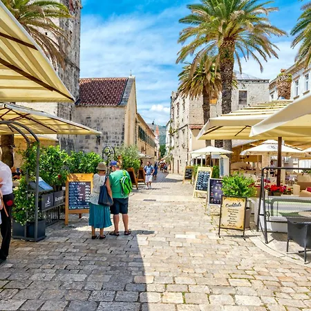 In Okrug Gornji 33036 Apartmán Trogir